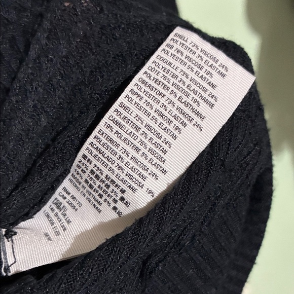 We The Free Black V-Neck Top - Picture 4 of 5